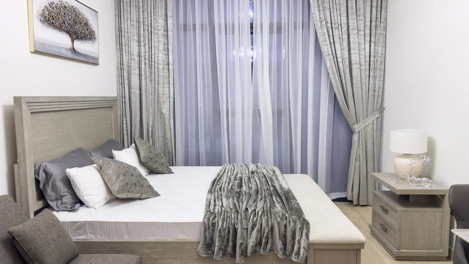 Furnished Studio Azizi Riviera 3 Dubai Apartment
